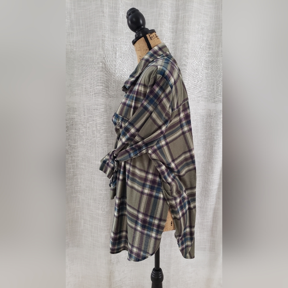 Rue 21 Plus Button Down - image 5